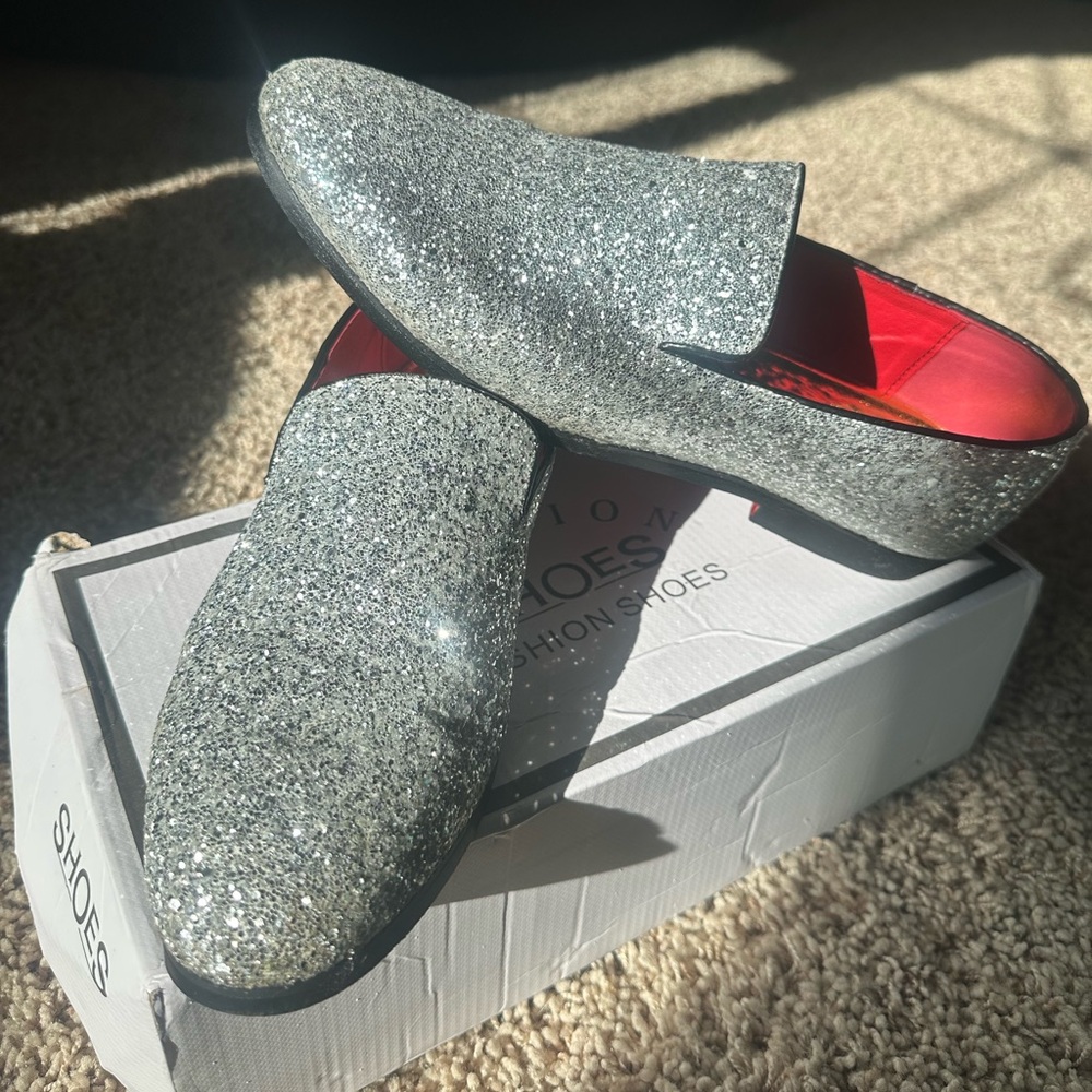 Silver Glitter Men’s size 12 Shoes. Prom. Homecoming. Wedding.